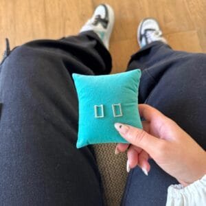 Argolinha Cravejada Quadrada